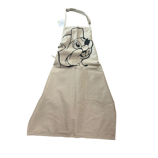 Buc-ee’s tan apron with logo